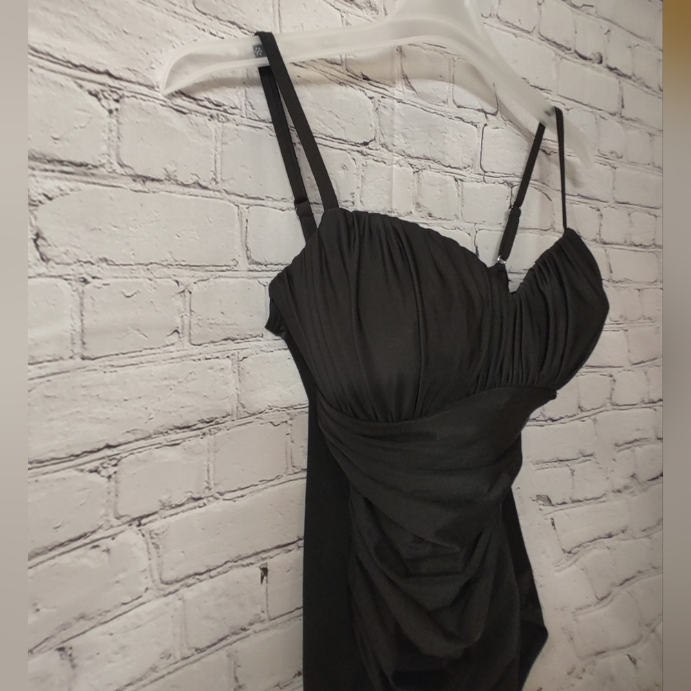 Miraclesuit Swimsuit Black Sanibel V Neck Slimmer One Piece 14 - Picture 7 of 11